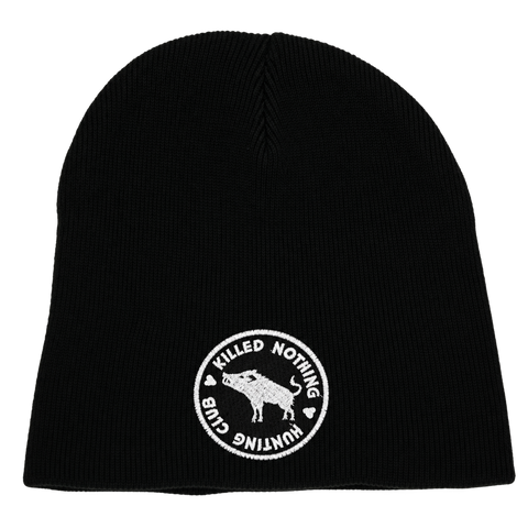 Killed Nothing Hunting Club – Svart Hatitude Beanie utan uppvik, produktmockup