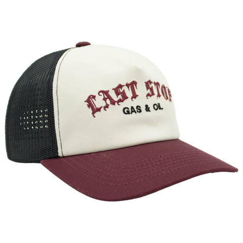 Last Stop Gas & Oil caps fra høyre