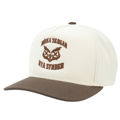Mörka skogar, nya synder – Mitchell & Ness A-Frame sett fra venstre