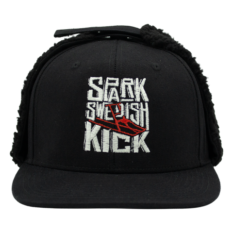Spark Swedish Kick – svart Apex Snapback, forfra