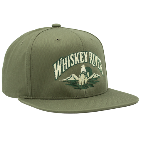 Whiskey River olivgrön Mitchell & Ness snapback sedd från höger