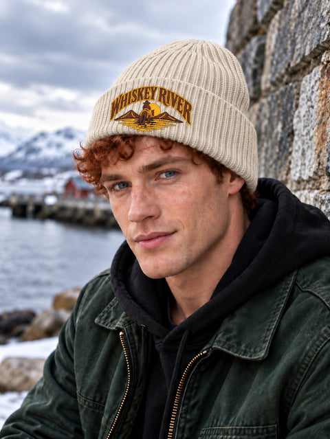 Whiskey River – Hatitude Oversized Cuffed Beanie Havre, på modell